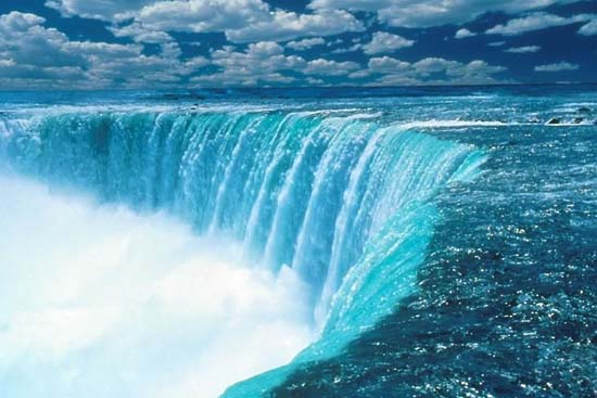 【最大的瀑布】-世界上最大的瀑布，中国最大的瀑布