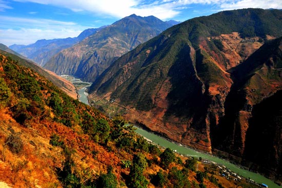 中国最长的峡谷？